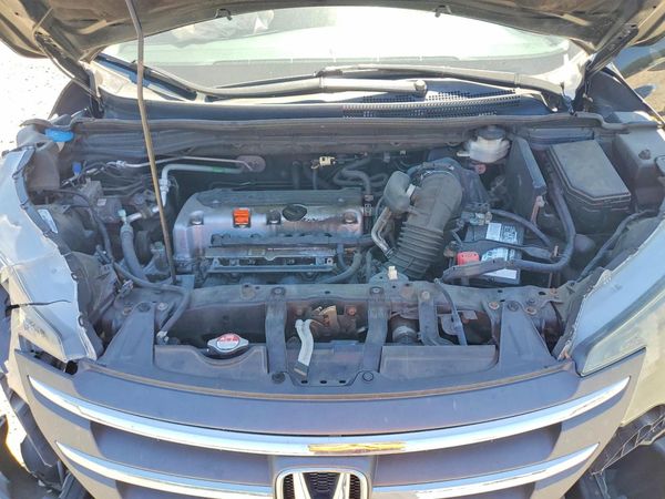2014 HONDA CRV LX — Engine bay