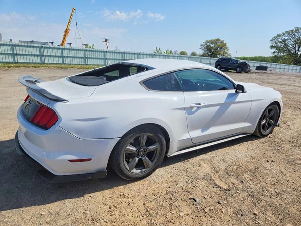 2017 FORD MUSTANG V6 Coupe