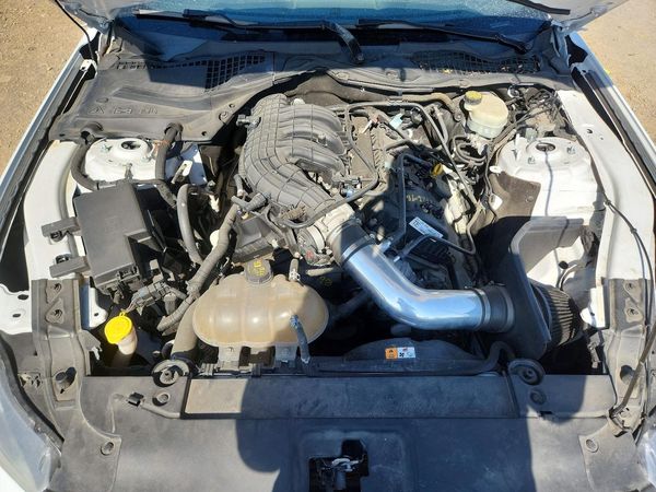2017 FORD MUSTANG V6 Coupe