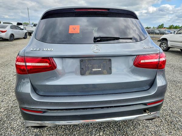 2018 MERCEDES-BENZ GLC GLC 300-4M