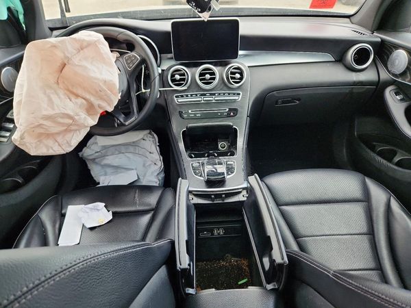 2018 MERCEDES-BENZ GLC GLC 300-4M