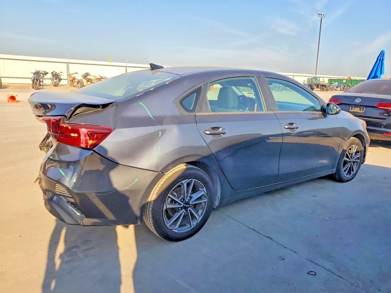 2024 KIA FORTE LX, LXS