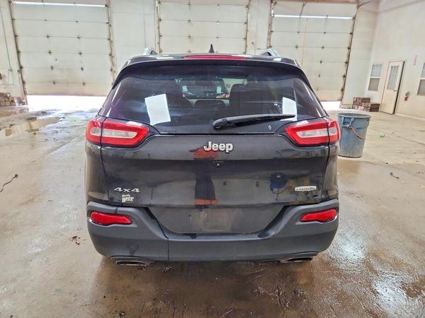 2016 JEEP CHEROKEE LATITUDE 4X4