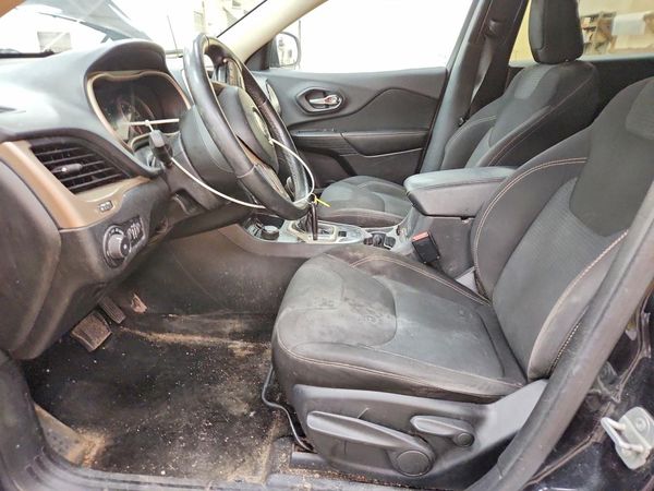 2016 JEEP CHEROKEE LATITUDE 4X4