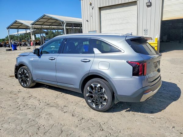 2025 KIA SORENTO