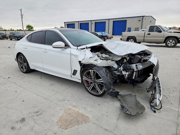2025 GENESIS G70