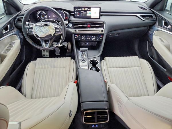 2025 GENESIS G70