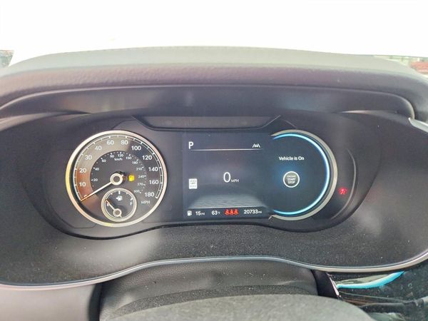 2025 GENESIS G70