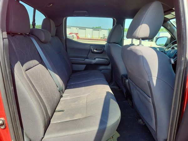 2016 TOYOTA TACOMA