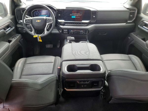 2026 CHEVROLET SILVERADO LTZ
