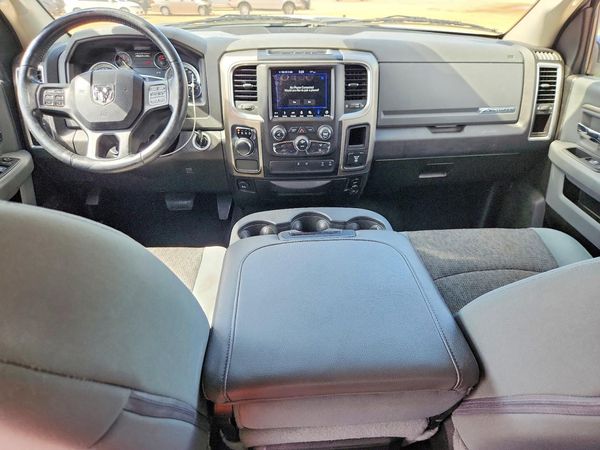 2019 RAM 1500 CLASSIC SLT