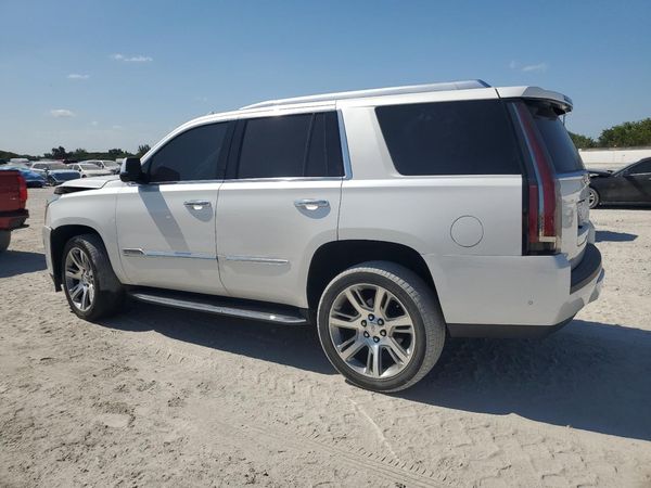 2017 CADILLAC ESCALADE