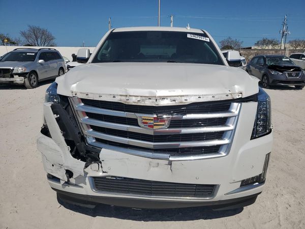 2017 CADILLAC ESCALADE