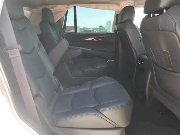 2017 CADILLAC ESCALADE