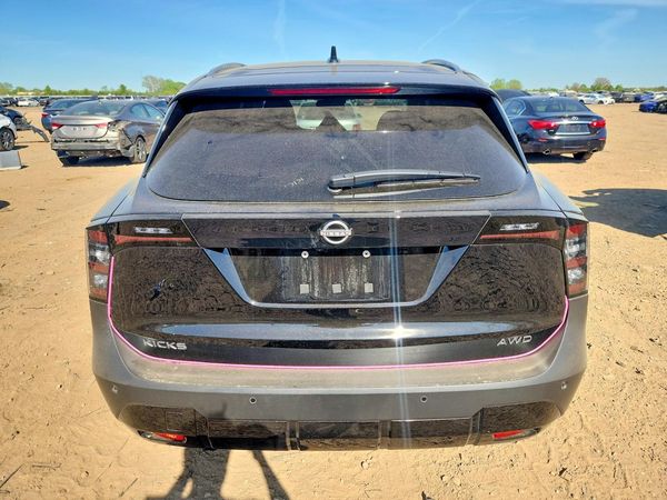 2025 NISSAN KICKS SV