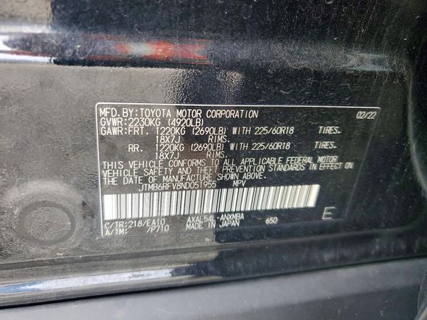 2022 TOYOTA RAV4 XLE Premium