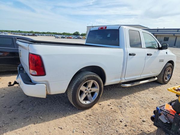 2016 RAM 1500 ST QUAD CAB 4X2