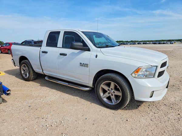 2016 RAM 1500 ST QUAD CAB 4X2