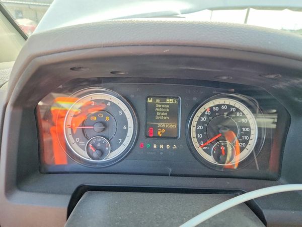 2016 RAM 1500 ST QUAD CAB 4X2