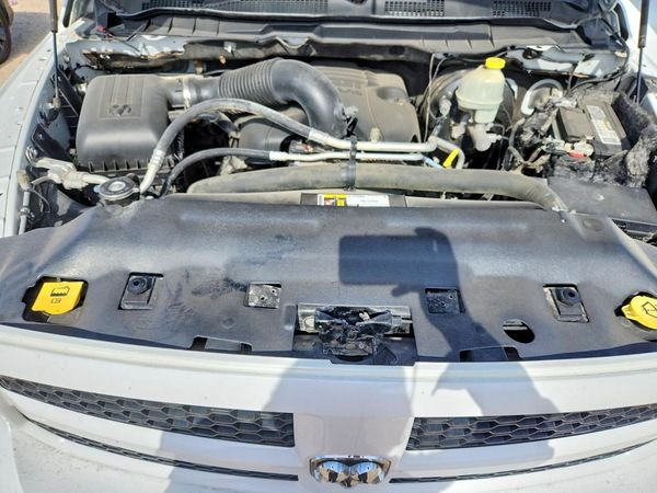 2016 RAM 1500 ST QUAD CAB 4X2