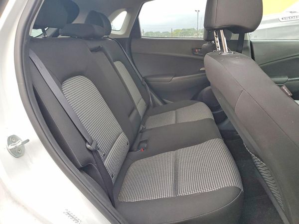 2019 HYUNDAI KONA SEL