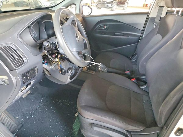 2016 KIA RIO LX A/T