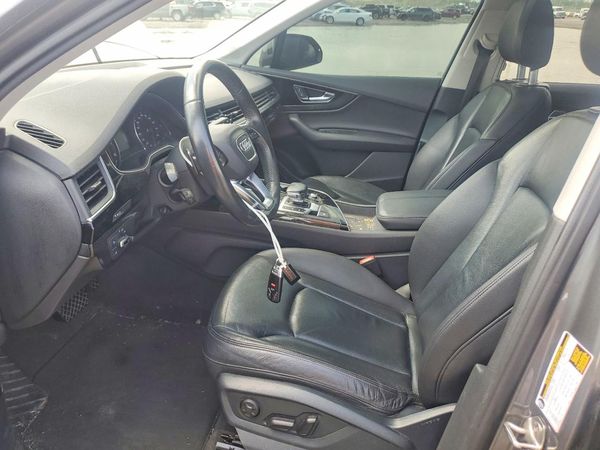 2017 AUDI Q7 quattro Premium Plus
