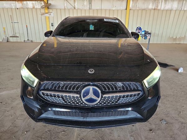 2019 MERCEDES-BENZ A A220
