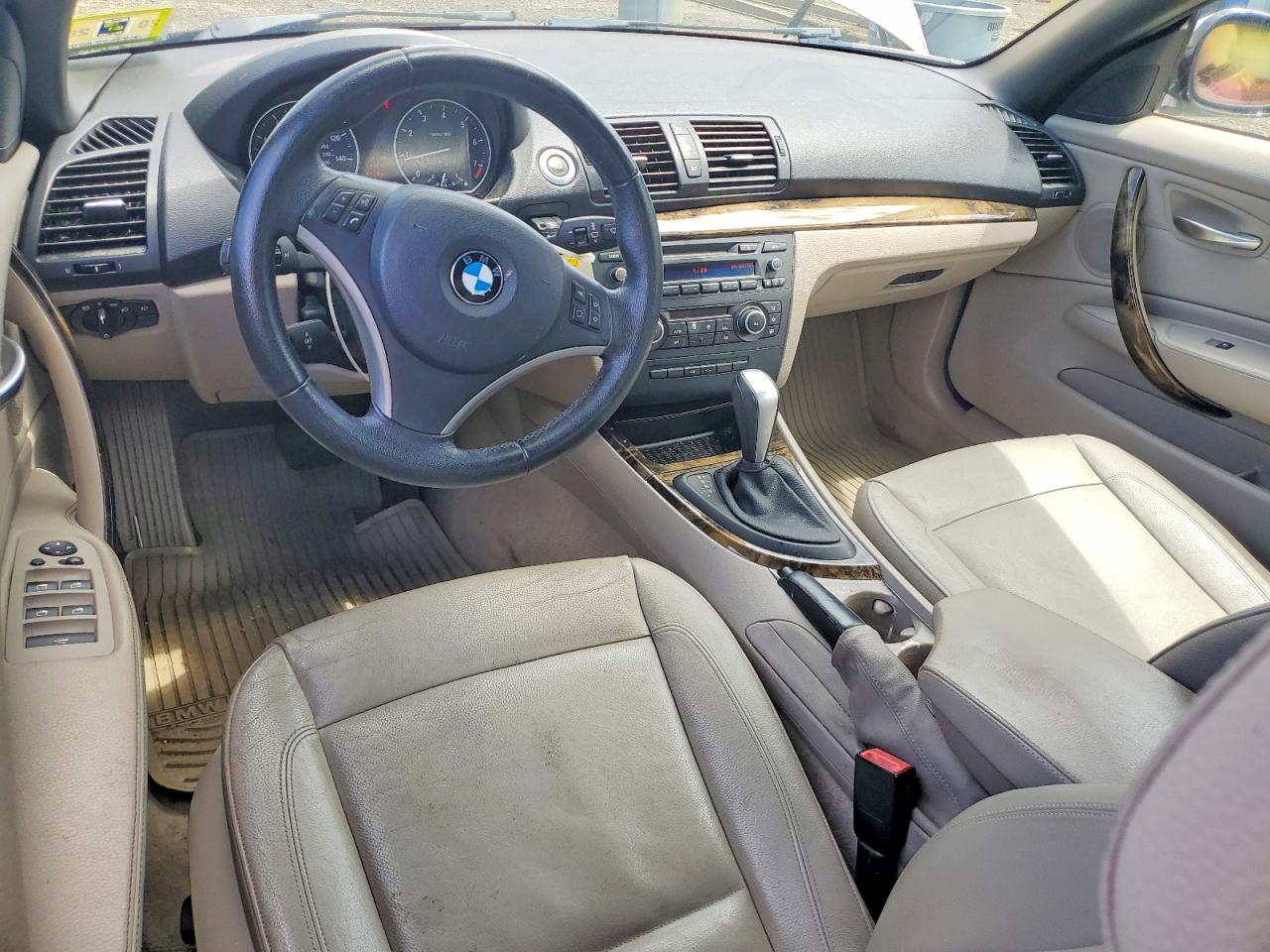 2011 BMW 128