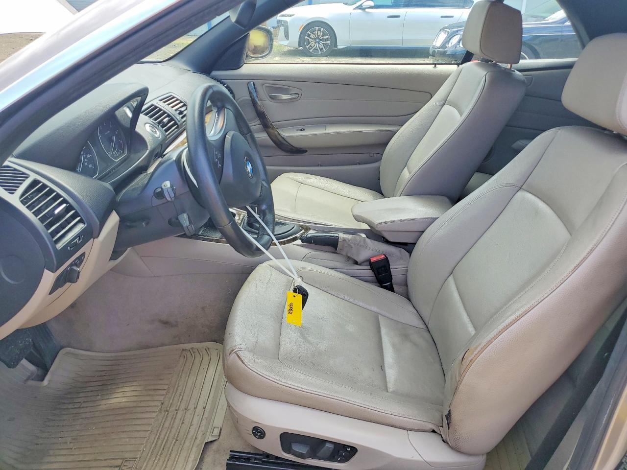 2011 BMW 128