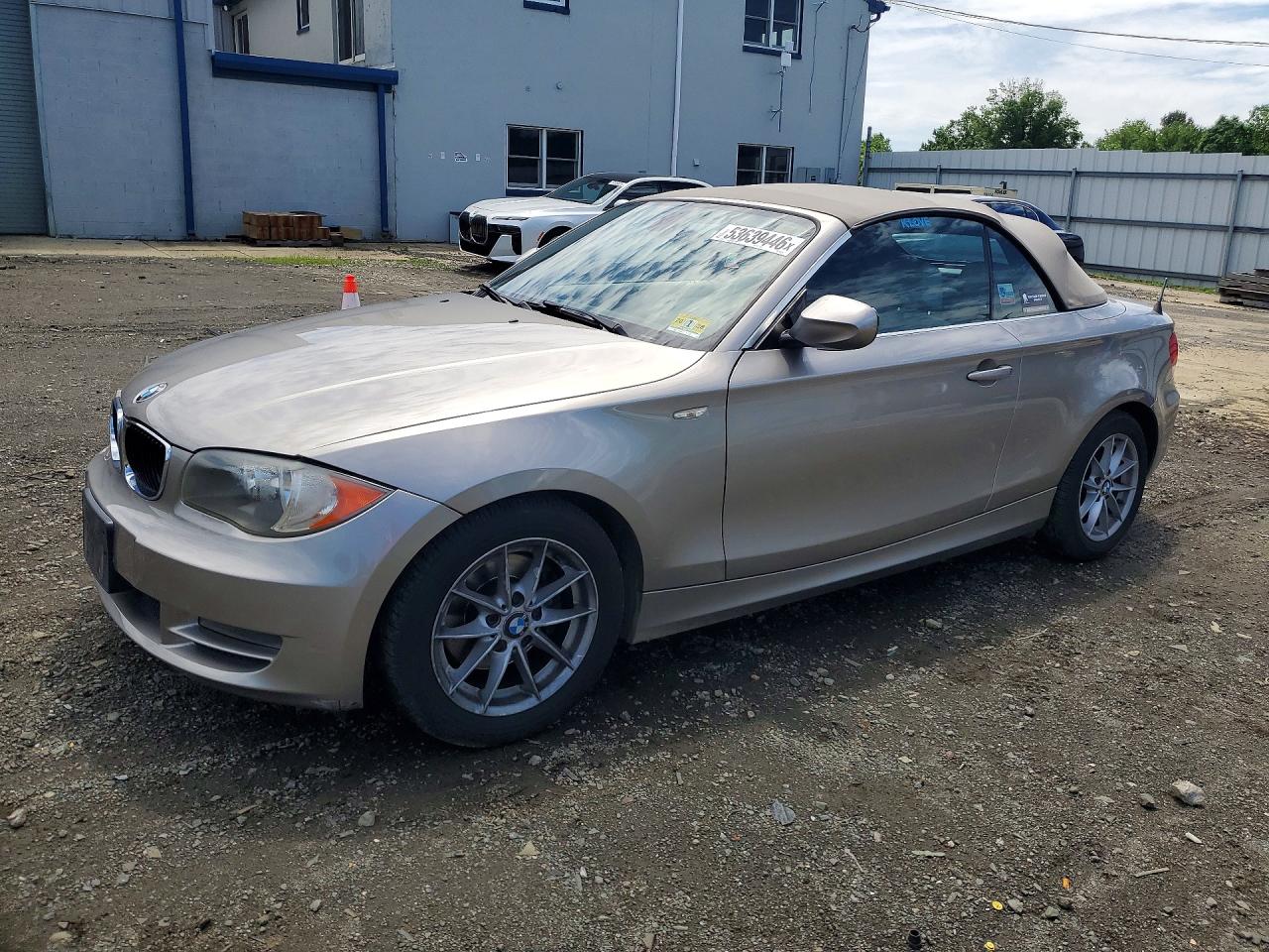 2011 BMW 128