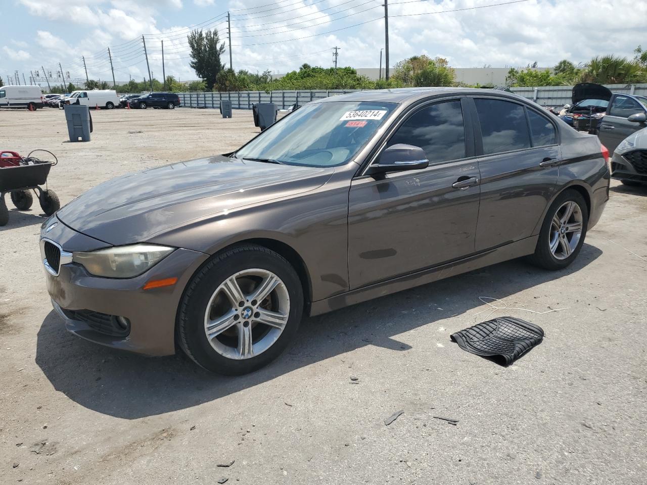 2015 BMW 320