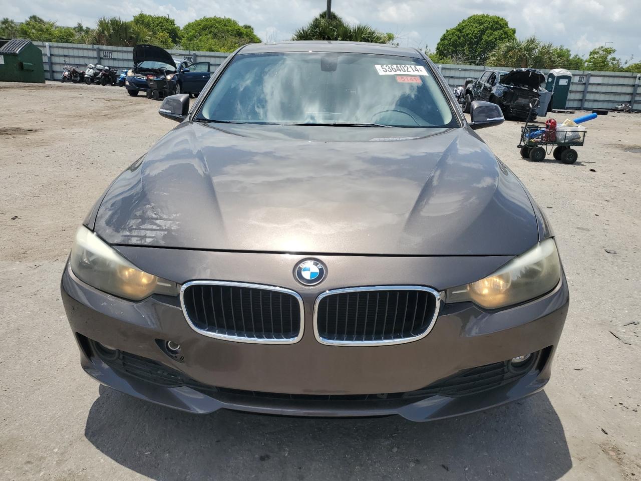 2015 BMW 320