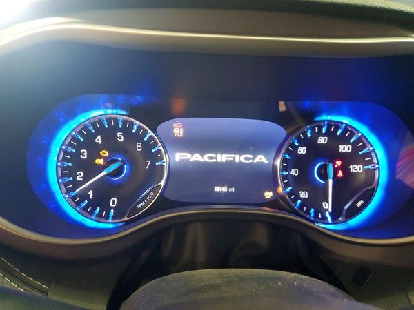 2023 CHRYSLER PACIFICA
