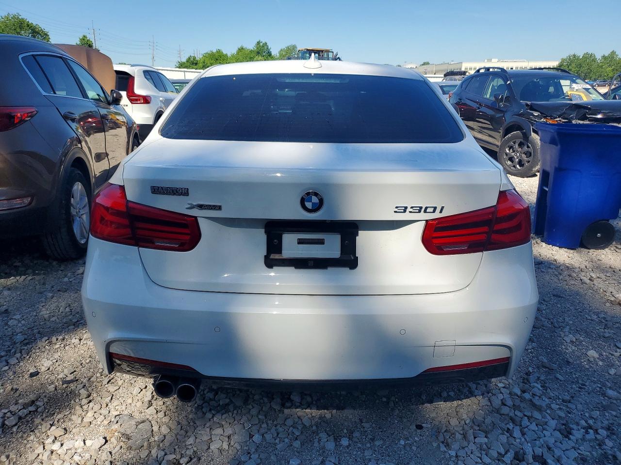 2018 BMW 330