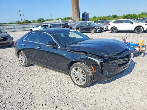 2022 CADILLAC CT4