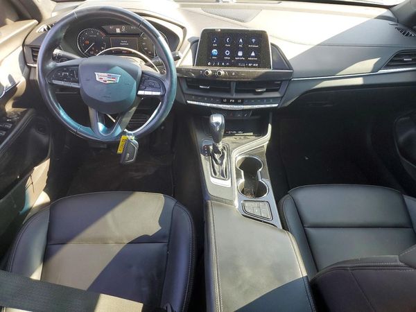 2022 CADILLAC CT4