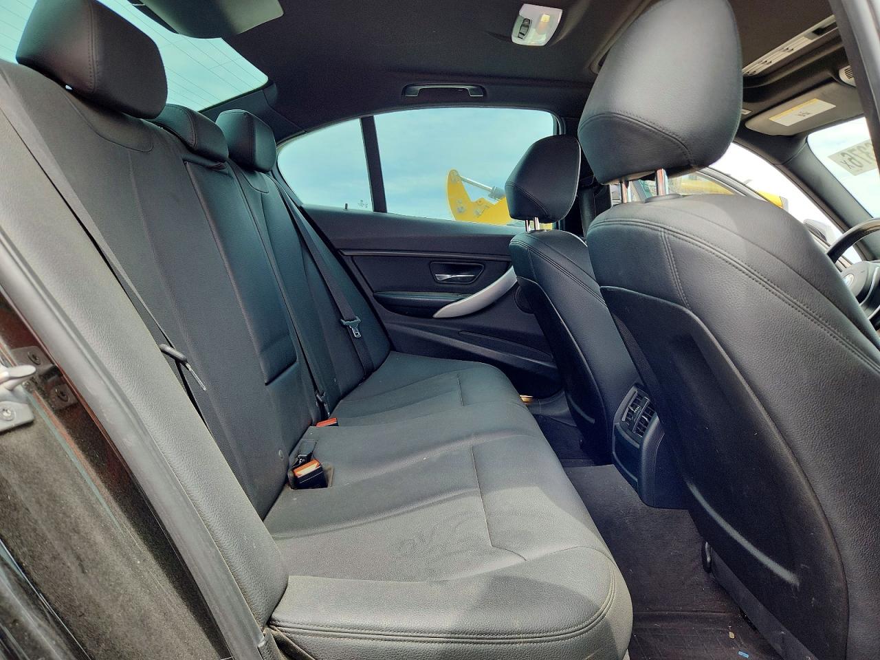2015 BMW 320 SA