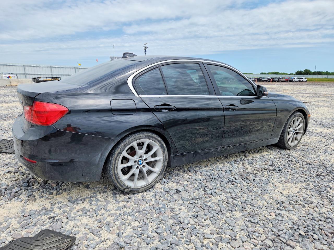 2015 BMW 320 SA