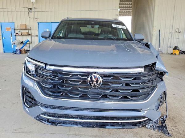 2024 VOLKSWAGEN ATLAS CROSS SPORT 4Motion SEL R-Line