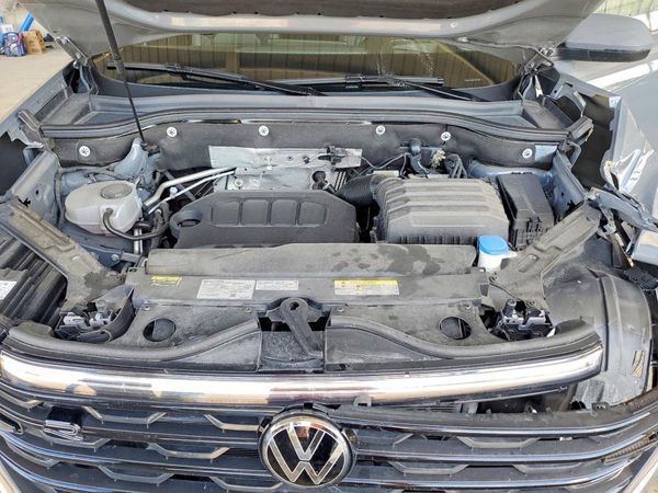 2024 VOLKSWAGEN ATLAS CROSS SPORT 4Motion SEL R-Line