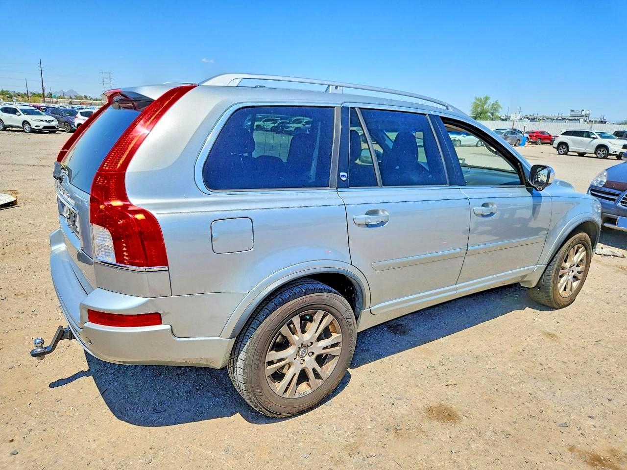 2014 VOLVO XC90