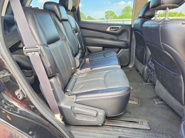 2020 NISSAN PATHFINDER SL