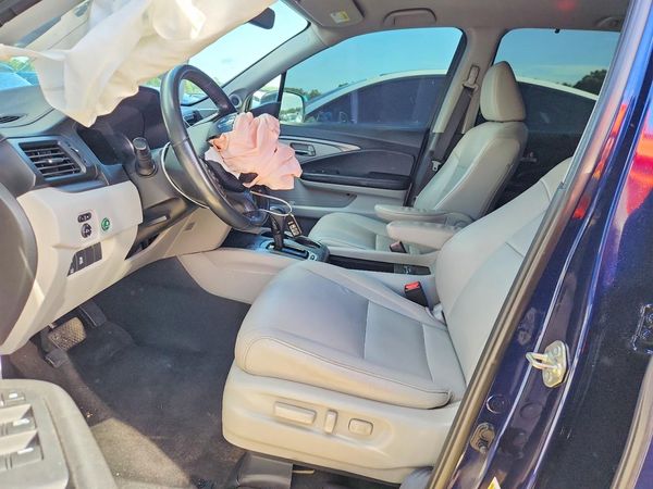 2020 HONDA PILOT