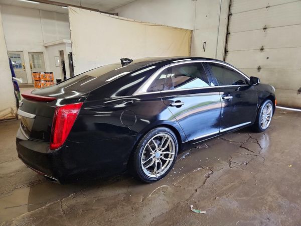 2013 CADILLAC XTS Premium