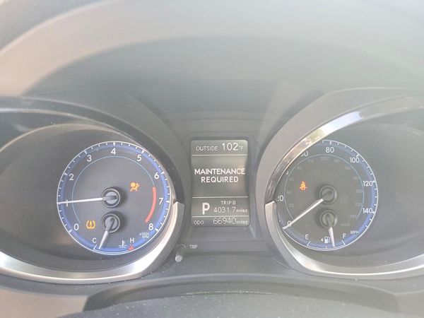 2015 TOYOTA COROLLA