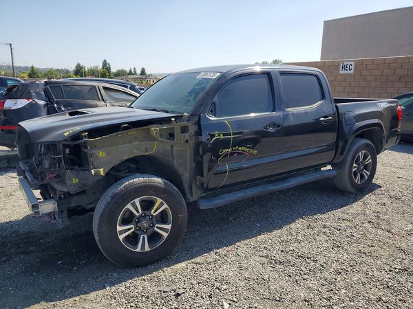 2019 TOYOTA TACOMA SR5