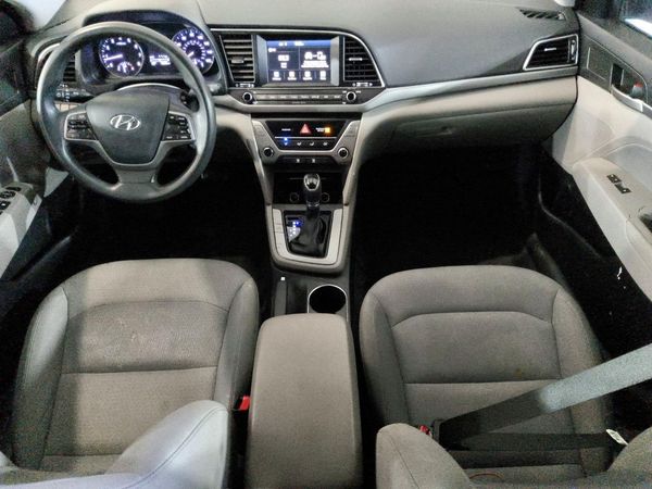 2017 HYUNDAI ELANTRA