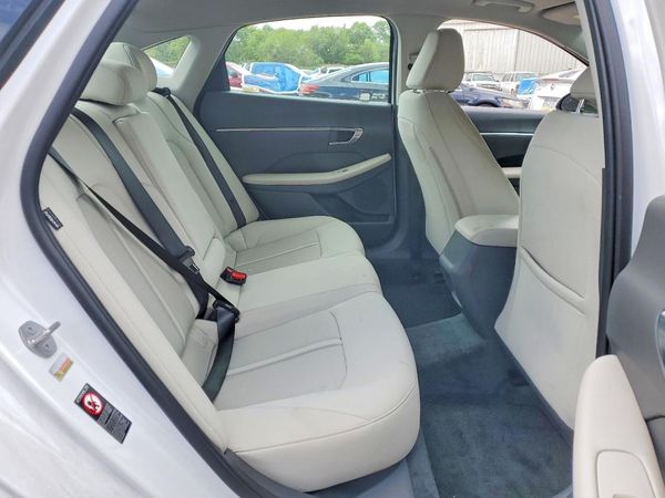 2023 HYUNDAI SONATA