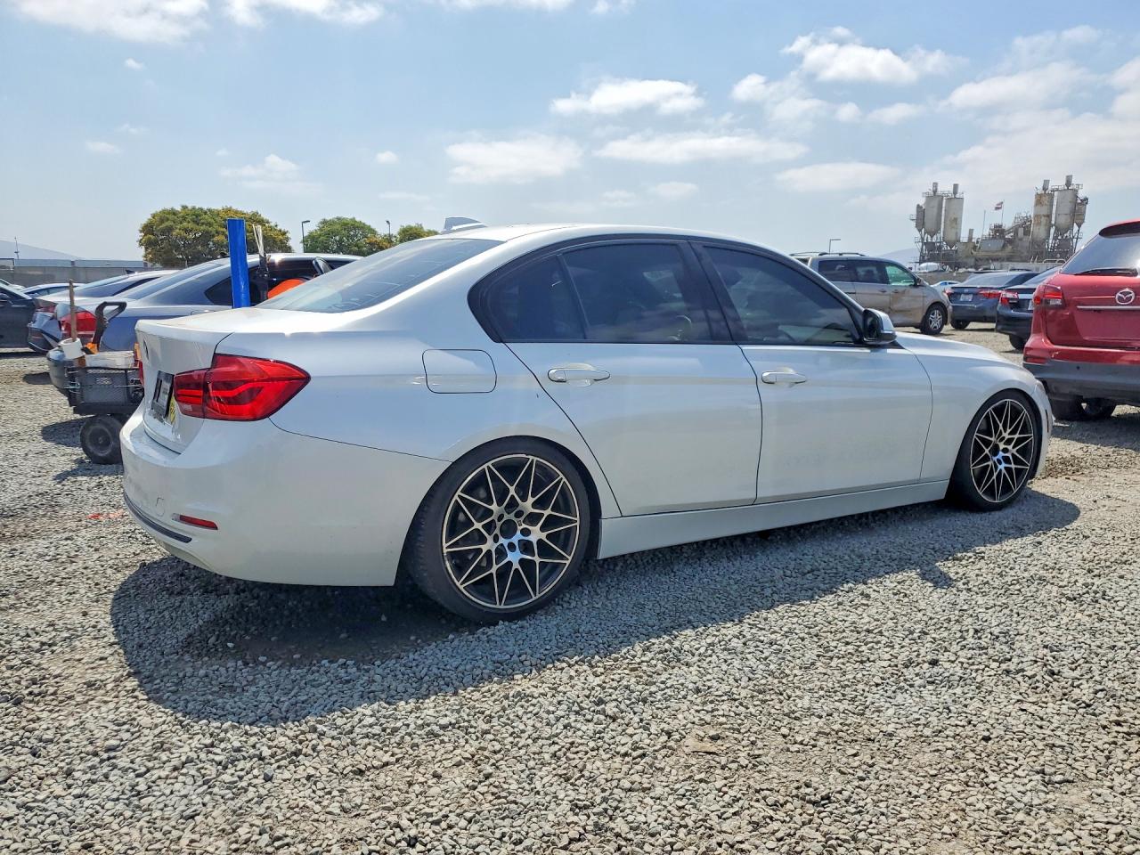 2016 BMW 328